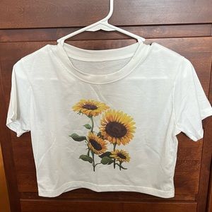 cropped sunflower top
